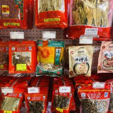 Chinese Herbs & Dried Foods